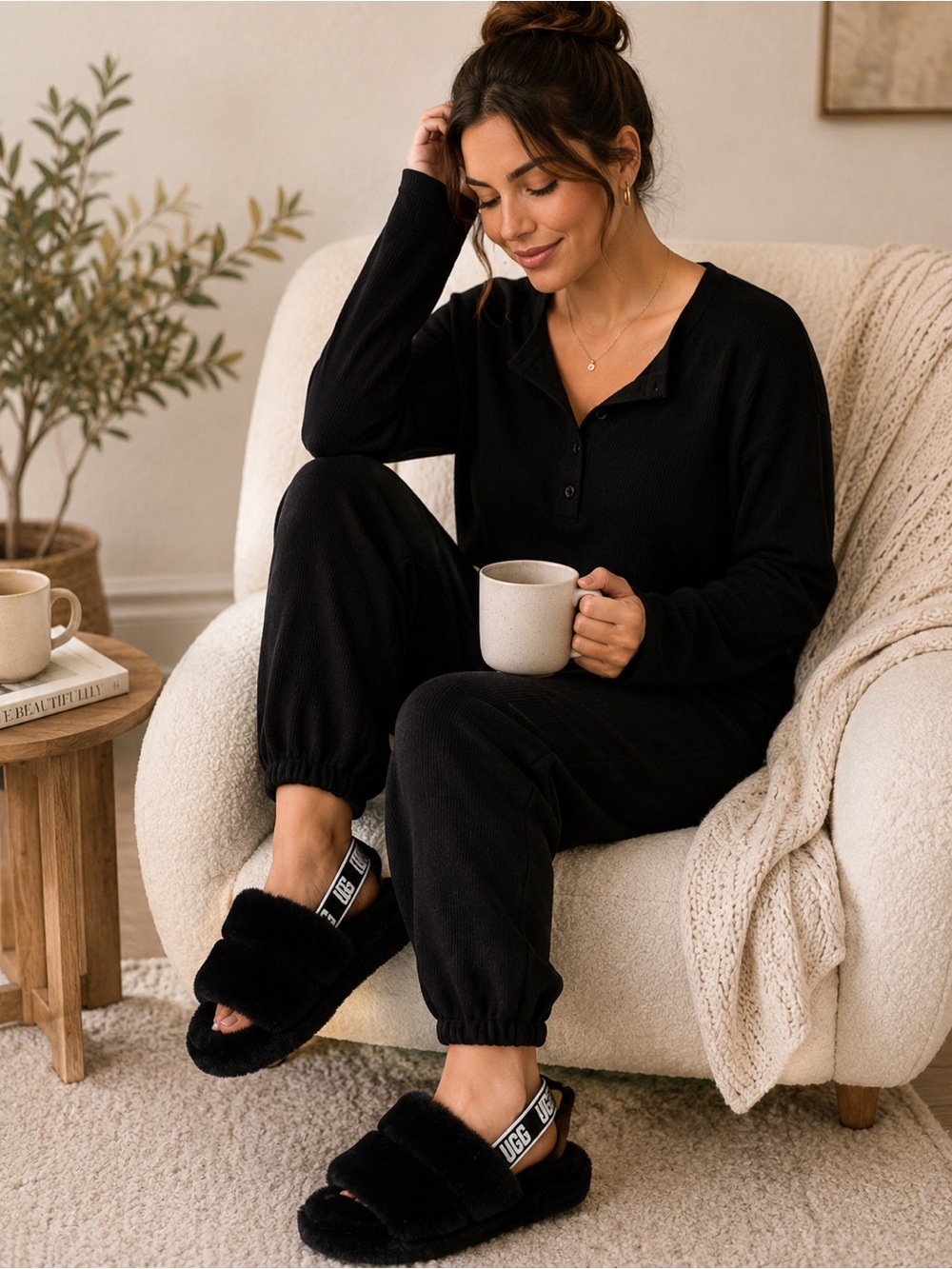 UGG Black Fluffy Slide Slippers – Cozy‎ Faux Fur House Shoes